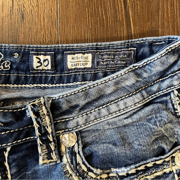 Miss me, midrise easy crop jean SZ 30/10 - Picture 6 of 7